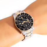vintage rolex gmt twotone ww, wrist shot close up