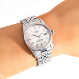 vintage rolex datejust ss ww, wrist shot close up